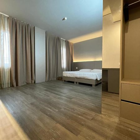 Hotel Albatros เมสเตร ภายนอก รูปภาพ